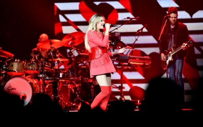 kelsea-ballerini-performs-at-miss-me-more-tour-in-sioux-city-05-04-2019-3.jpg